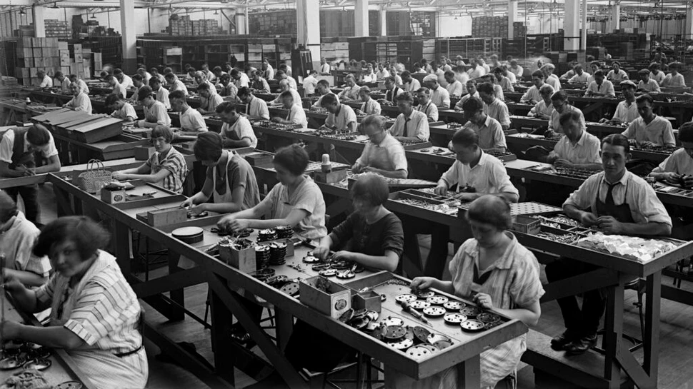 „O zi din viața unui om al viitorului”: Câte dintre profețiile unui om de știință din 1925 s-au adeverit?