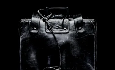 Scopul valizei negre misterioase care însoţeşte preşedintele american oriunde ar merge