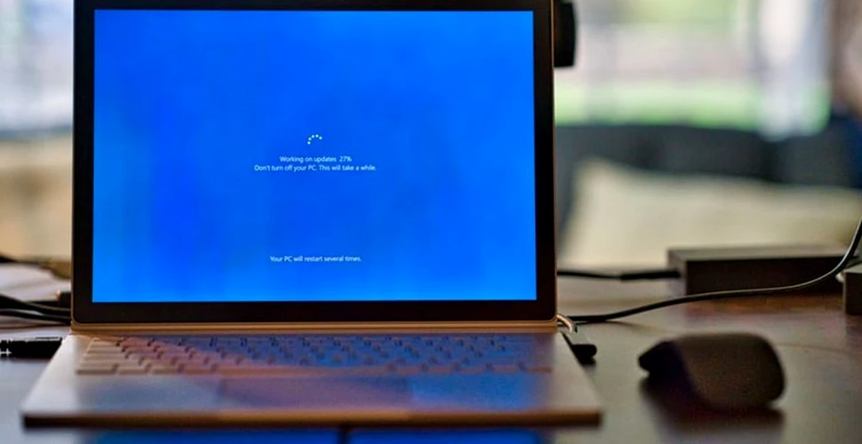 Microsoft a schimbat ecranul albastru cu cel negru, în Windows 10