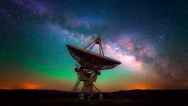 Un semnal radio record de la o galaxie îndepărtată a oferit noi speranțe astronomilor