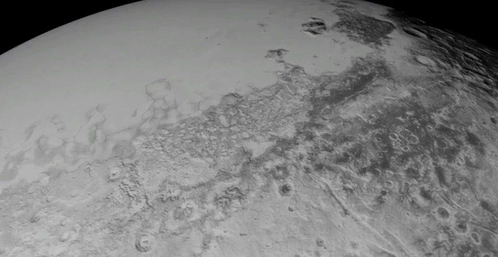 Planeta Pluto este acoperită cu o suprafaţă mai mare de apă îngheţată decât se credea până acum – FOTO