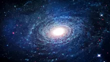 Astronomii au rezolvat misterul galaxiilor cu „pene”