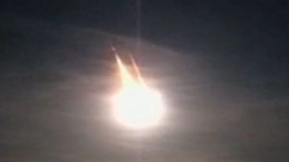 Un meteorit urias a aparut pe cerul Canadei