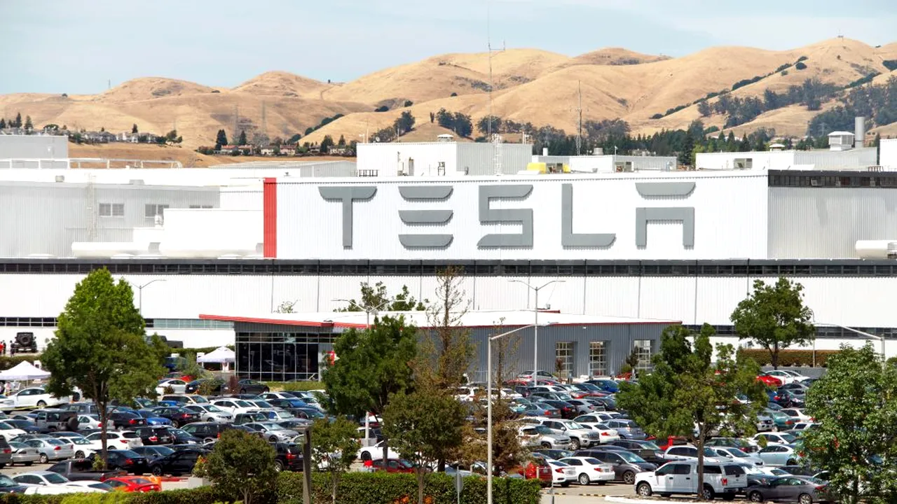 Tesla a fost amendată 