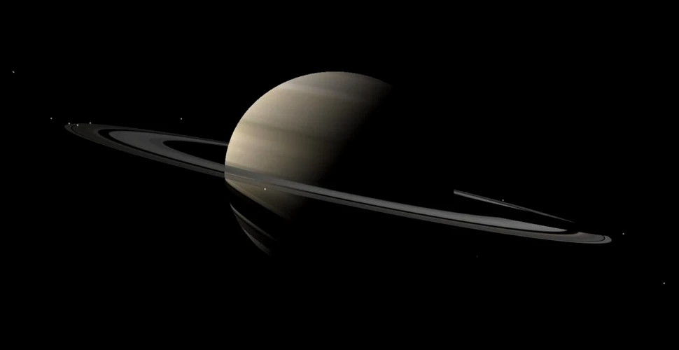 Inelele lui Saturn încep să dispară. Cât de recente sunt acestea de fapt?