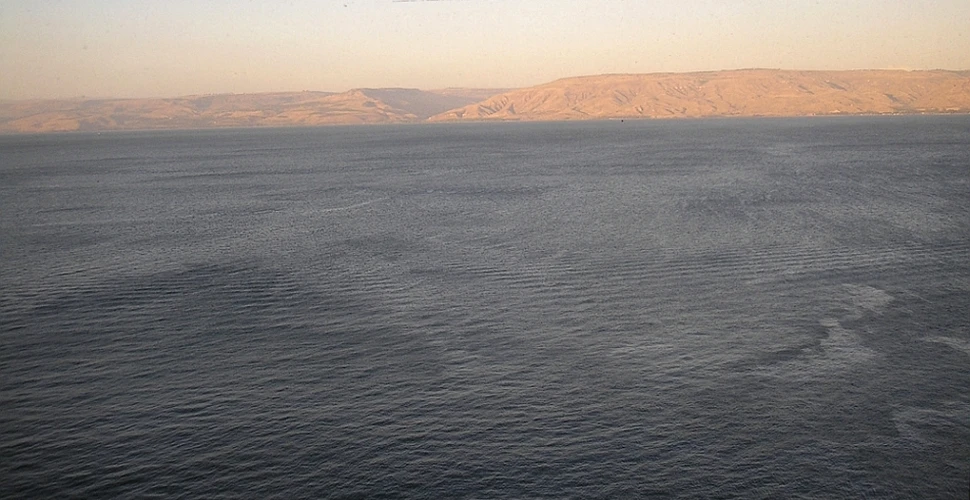 O structură misterioasă a fost descoperită sub Marea Galileei. „E mai mare decât Stonehenge!”, anunţă specialiştii
