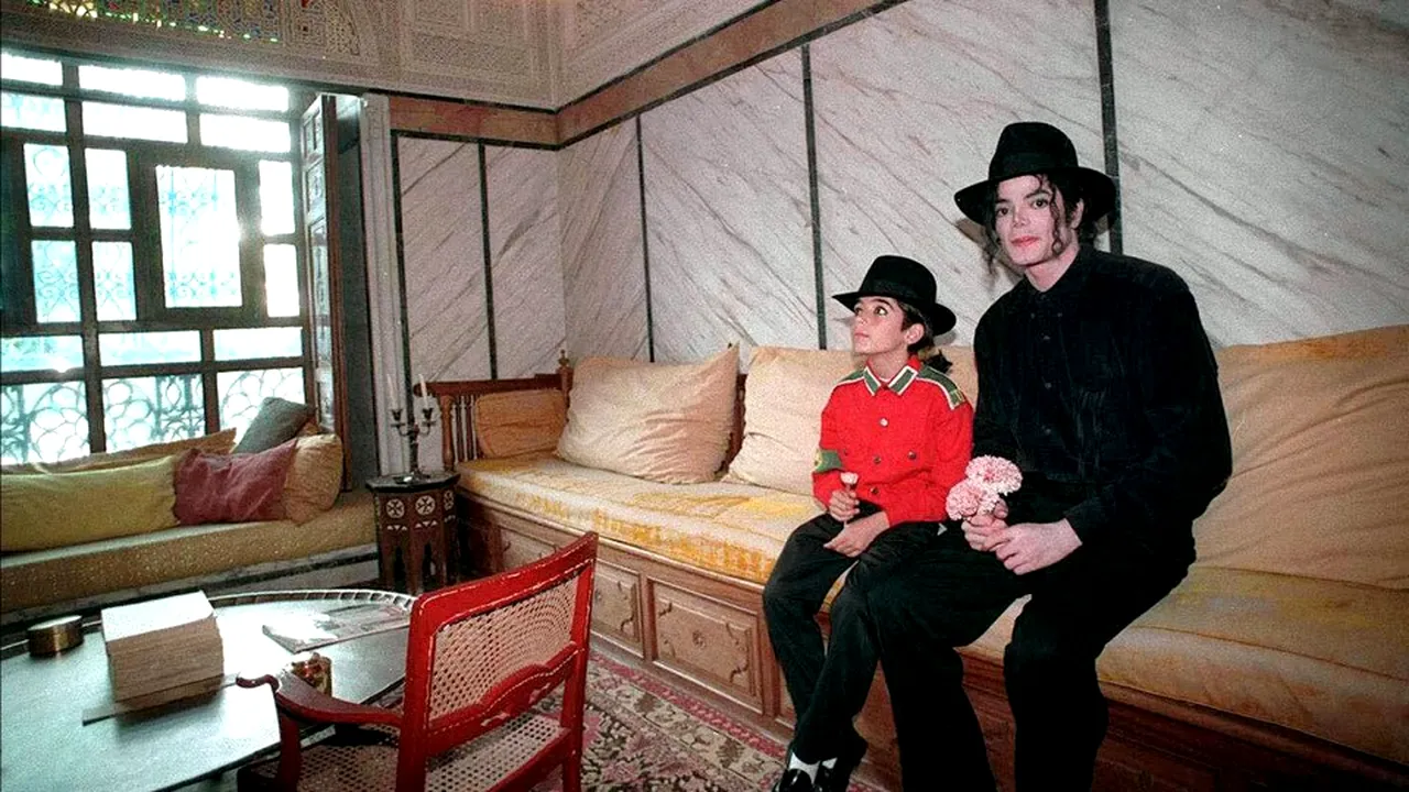 1-michael-jackson-hepta-2 