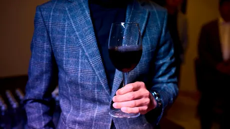 Cum să fii o gazdă sau un musafir bun în sezonul sărbătorilor?