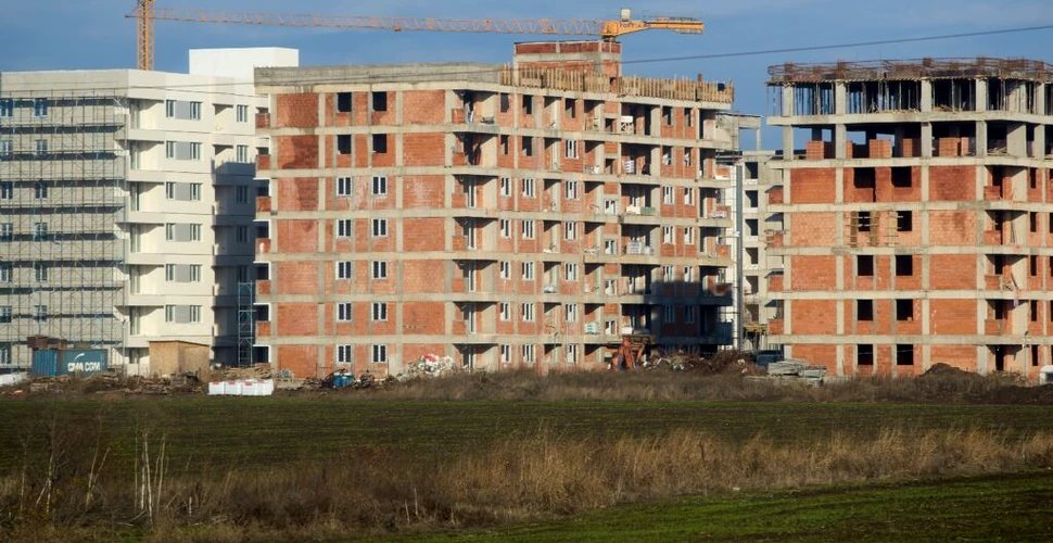 Risc major de insolvenţă pentru peste 70% dintre dezvoltatorii imobiliari din România