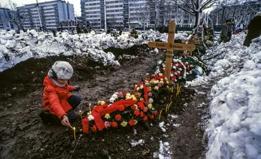 Noaptea „Trandafirului”. Cum au fost furaţi din morgă morţii de la Timişoara şi incineraţi la Bucureşti, din ordinul Elenei Ceauşescu