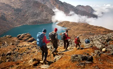 Munții din Nepal au pierdut o treime din gheață din cauza încălzirii globale