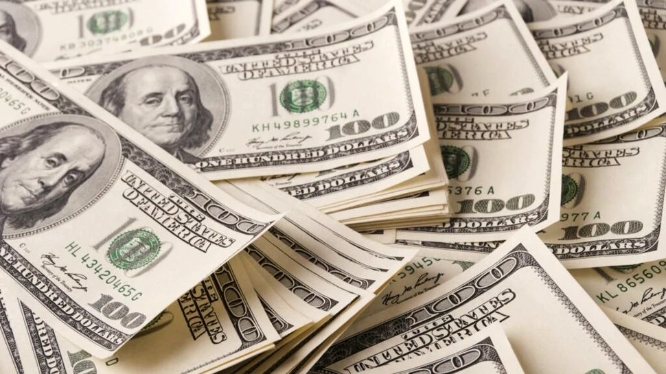 Posibila revenire a lui Trump la Casa Albă face ca dolarul să crească