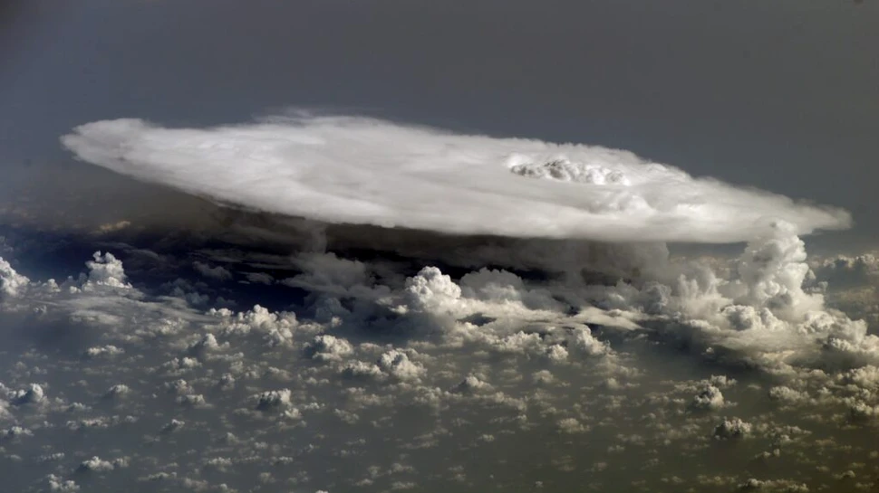 O nouă misiune NASA va studia norii de gheață și atmosfera Pământului