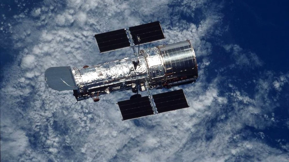 Echipa Telescopului Spațial Hubble continuă să lucreze la remedierea erorilor acestuia