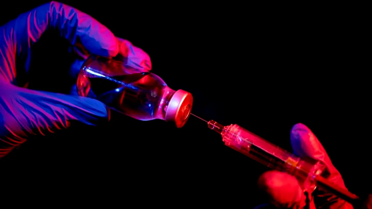 vaccin covid mort_shutterstock_1705890556_descopera 