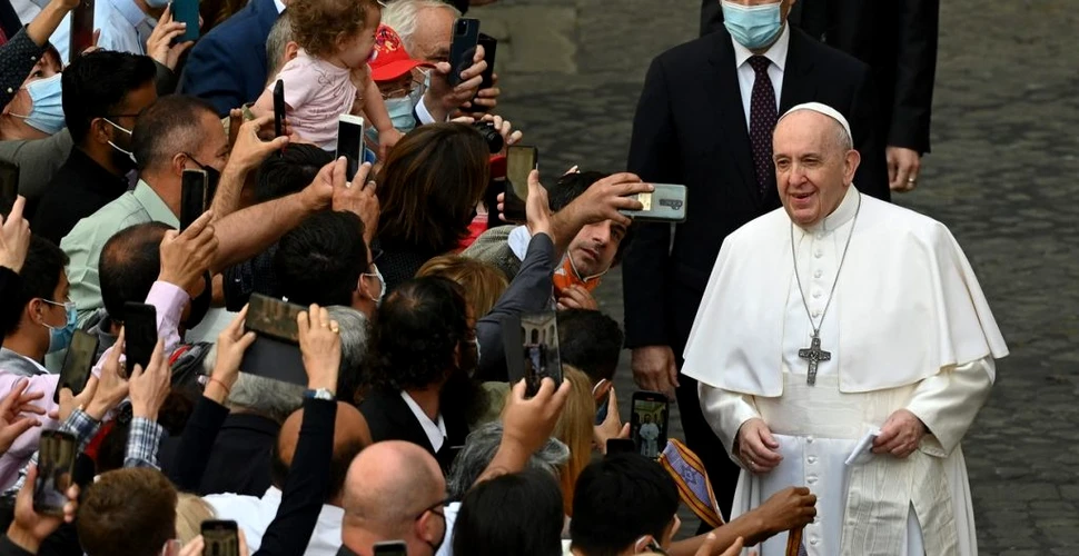 Papa Francisc, externat după operaţia la colon. Care este starea de sănătate a Suveranului Pontif