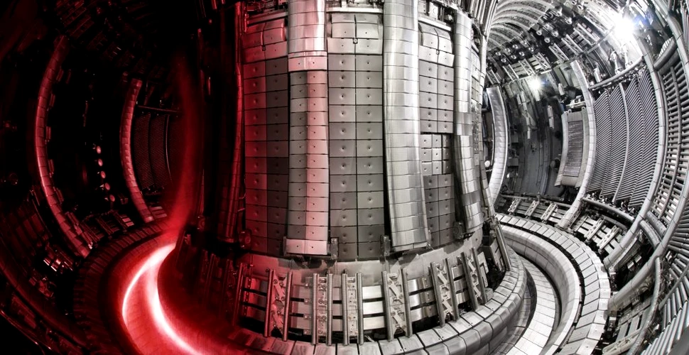 Imagini spectaculoase. Ce se petrece în interiorul unui reactor în timpul unui test record?