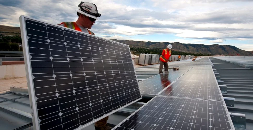 Panourile solare ar putea avea o eficienţă energetică de 80%, graţie unei inovaţii tehnologice