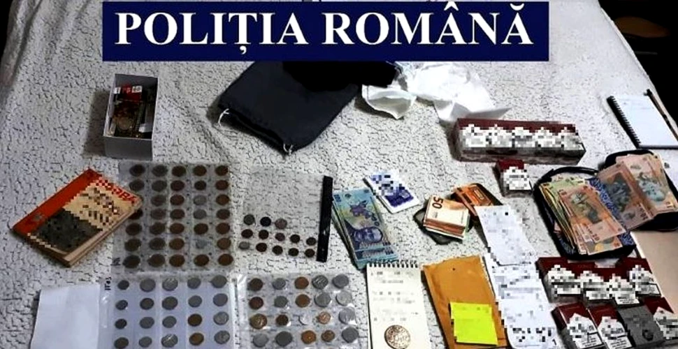 Un bărbat a scos la vânzare, pe internet, 99 de monede romane și medievale