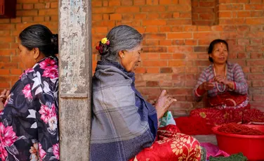 Un cutremur din Nepal a curmat mai multe vieți și a distrus case
