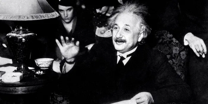 Unii astrofizicieni pun sub semnul întrebării teoria spațiului-timp. S-ar fi înșelat Albert Einstein?