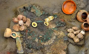 Două morminte misterioase au fost descoperite în Peru