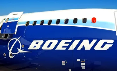 Parbrizul unui avion Boeing s-a fisurat la peste 12.000 de metri altitudine