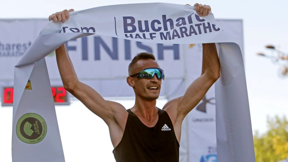 Alergătorul român Alexandru Corneschi a terminat pe locul 20 Maratonul de la Boston
