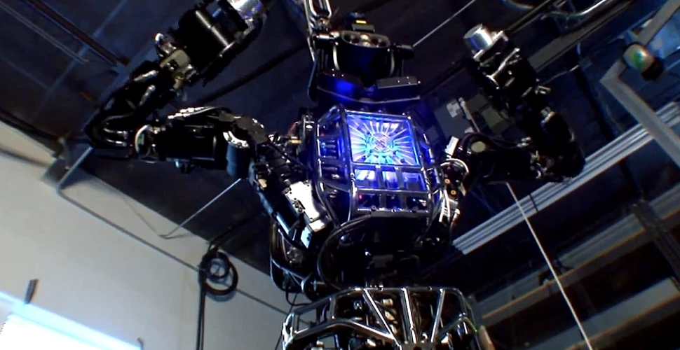 ATLAS – robotul care se mişcă la fel ca un om (VIDEO)