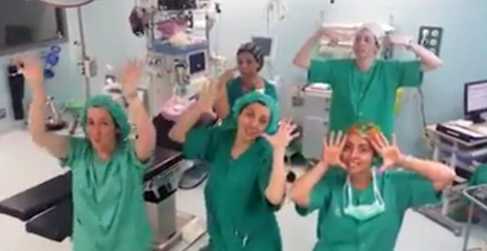 Colegii i-au facut cadou un dans. Mesajul de adio a devenit viral – VIDEO