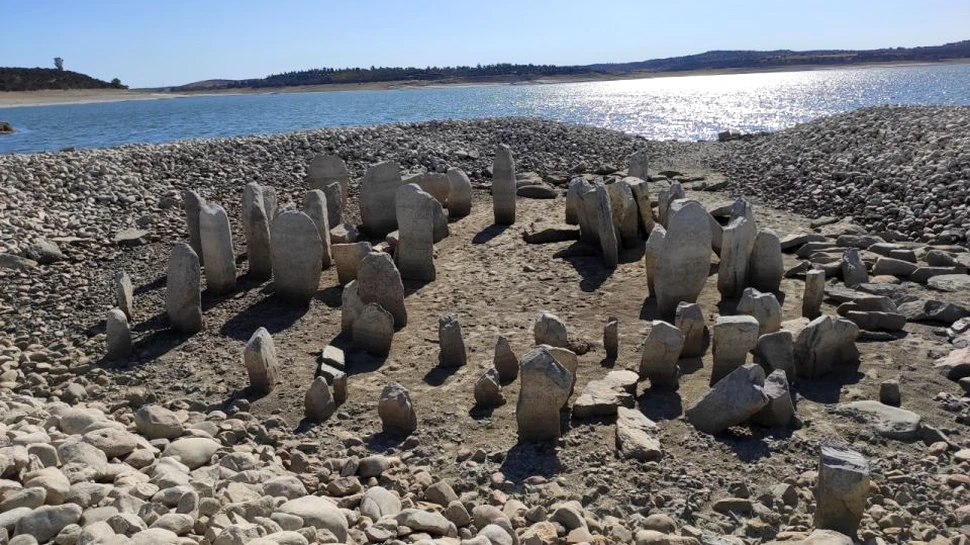 ”Stonehenge-ul spaniol” a ieşit de sub apă pentru prima dată în 50 de ani