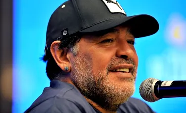 A murit Diego Maradona. Legendarul fotbalist a suferit un stop cardiorespirator