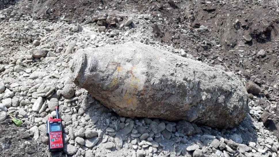 Sute de persoane, evacuate din Ploiești după găsirea unei bombe din al Doilea Război Mondial