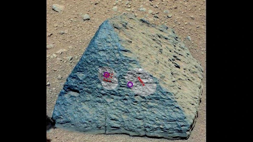 Prima rocă marţiană analizată de spectrometrul lui Curiosity oferă surprize