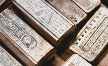 Prețul argintului a crescut cu peste 70% în decurs de un an. Cât va mai dura creșterea?