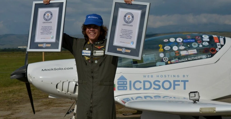 Cine este cel mai tânăr pilot care a zburat în jurul lumii singur?