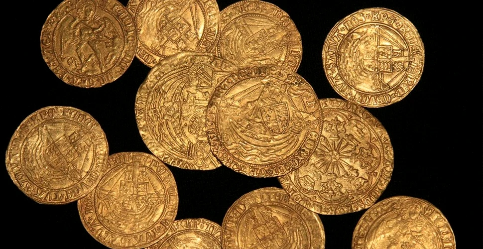 Tezaur de monede din aur, dedicate nevestelor regelui Henric al VIII-lea, descoperit în grădina unei familii