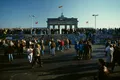 Ziua în care a început să fie ridicat un simbol al Războiului Rece