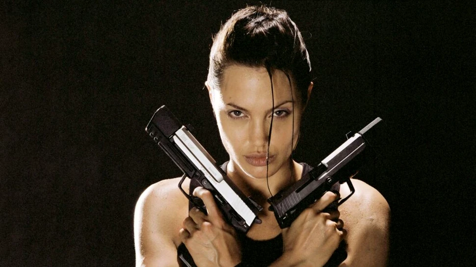 Angelina Jolie: „Faceți alegeri îndrăznețe și faceți greșeli”