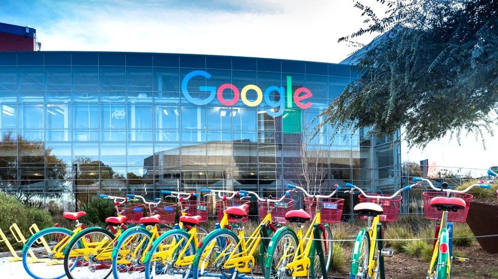 Motivele pentru care Silicon Valley este dominată de directori executivi născuți în India