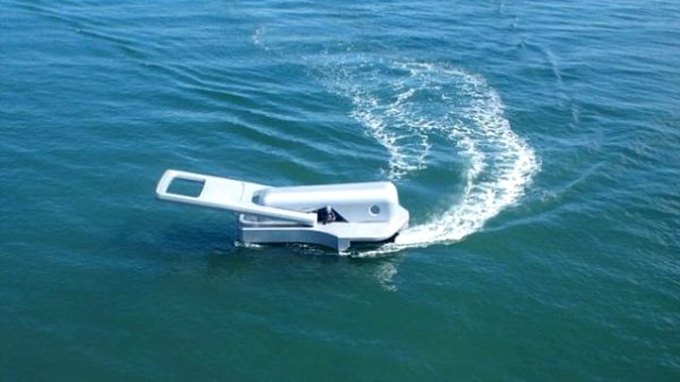 Cea mai ciudata barca a lumii – barca fermoar (FOTO)