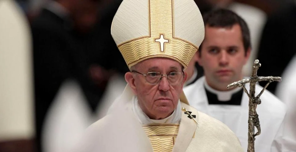 ”Curs de exorcizare”, organizat la Vatican. Din ce în ce mai mulţi oameni sunt posedaţi, conform acestora