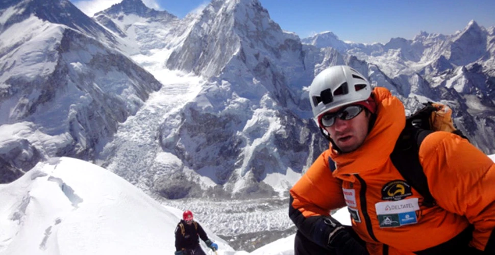 Horia Colibăşanu, a ajuns în tabăra a doua din Himalaya, în încercarea de a deschide o rută nouă pe Everest