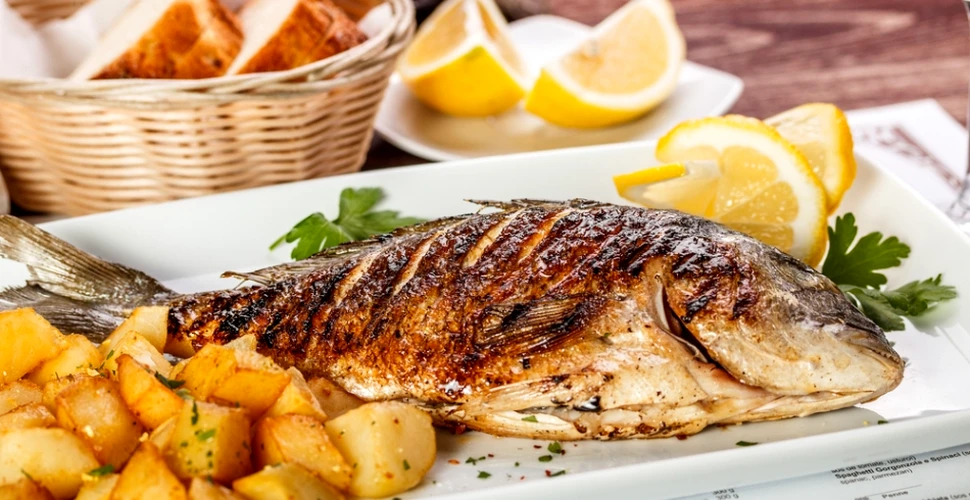 Cât de des trebuie să mâncăm peşte? Cercetătorii spun care este dieta ideală pentru un creier sănătos