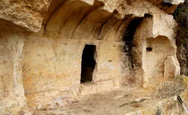 O societate medievală a rezistat timp de secole, ascunsă în stânci în nordul Spaniei