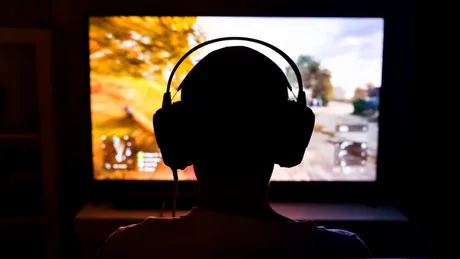 De ce copiii imită agresivitatea? Experimentul lui Albert Bandura care a schimbat psihologia