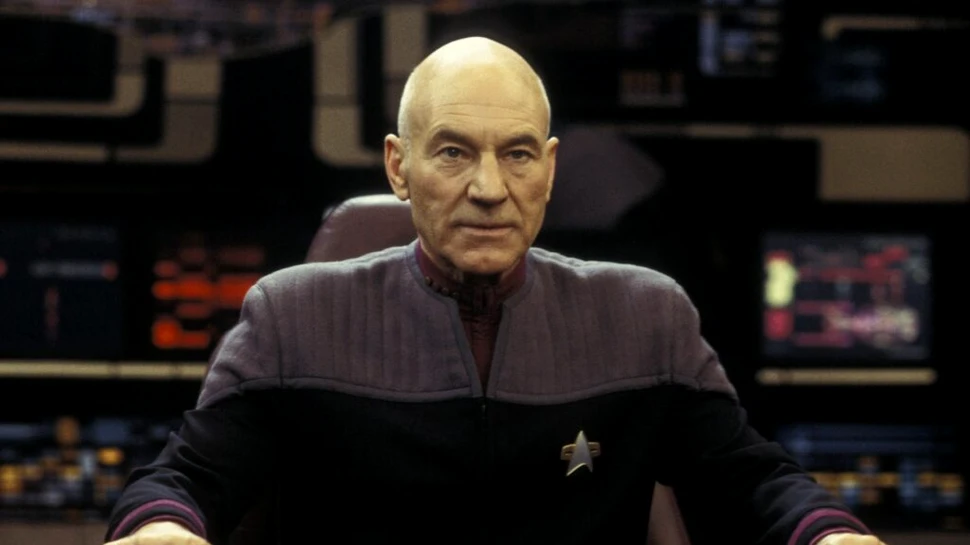 Sir Patrick Stewart, actorul, omul, mitul, Căpitanul Picard. „Încă mă înspăimântă puțin gândul că atât de mult din viața mea am fost asociat cu Star Trek și aproape cu nimic altceva”