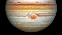 Un jet din interiorul planetei Jupiter i-a surprins pe oamenii de știință