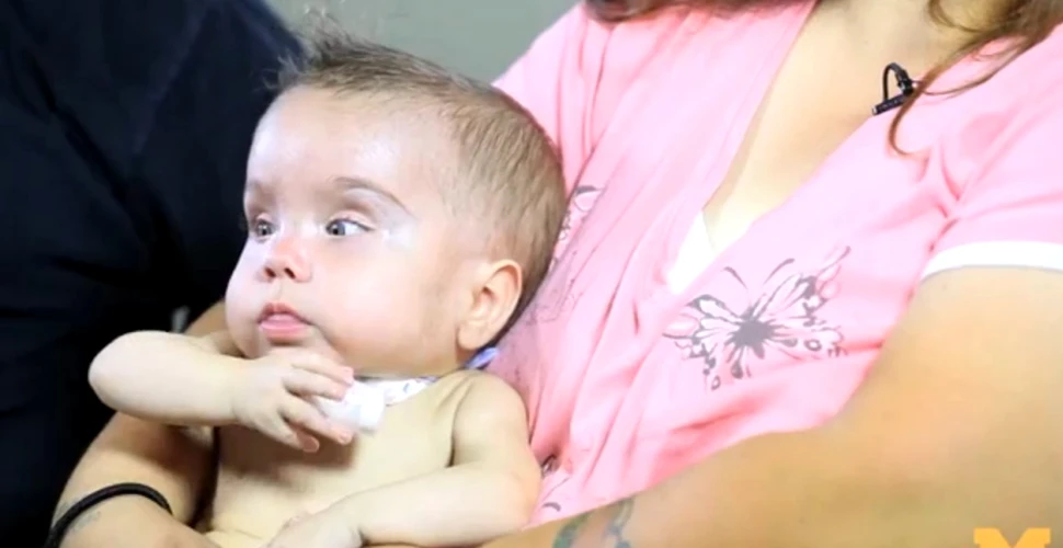 Imprimantele 3D salvează vieţi: un bebeluş a supravieţuit mulţumită unui dispozitiv medical printat 3D (VIDEO)