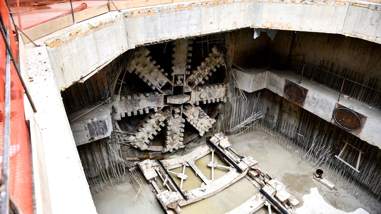 1-tunel-123rf-descopera 